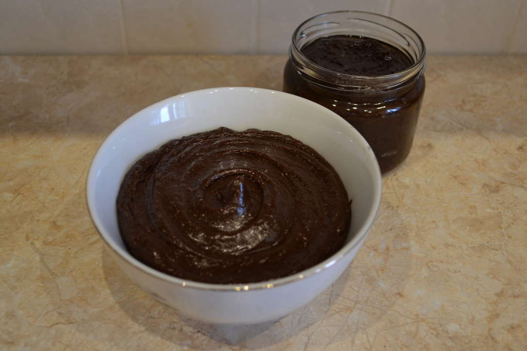 Как сделать шоколадную пасту в домашних условиях?